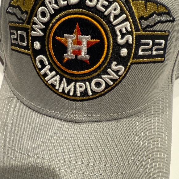 Houston Astros World Series Champions 2022 Gray Cap - Picture 2 of 10